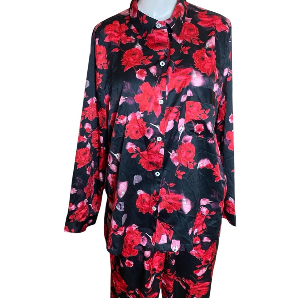 Victoria's Secret Black and Red Floral Pajama Set Size L - Picture 7 of 10
